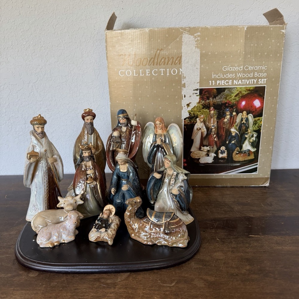 Kirklands Home Woodland Collection 11 piece Nativity Set Glazed Ceramic Boxed